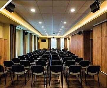 Konferenciaterem és rendezvényterem Gyulán - ✔️ Komló Hotel Gyula**** - Akciós szállás Gyulán a Komló Hotelben félpanzióval