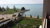 Szabad szobák a Balaton Hotelben panorámás kilátással a Balatonra