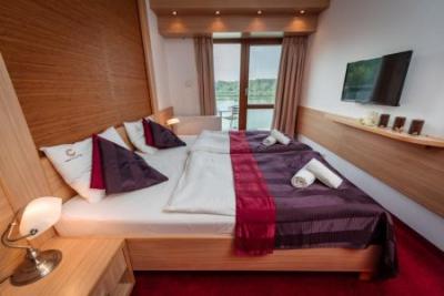 ✔️ Hotel Corvus Aqua**** kétágyas szobája akciós áron - ✔️ Hotel Corvus Aqua 4* Gyopárosfürdő ✔️ Aqua wellness akció