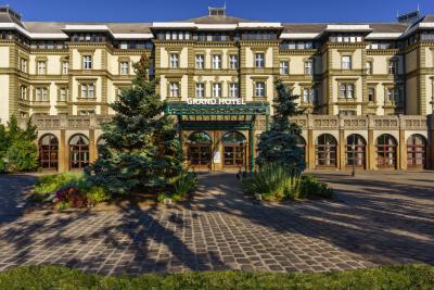 4* Grand Hotel Margitsziget, elegáns szálloda a Margitszigeten - ✔️ ENSANA Grand Hotel Margitsziget**** Budapest - Akciós wellness Hotel a Margitszigeten 