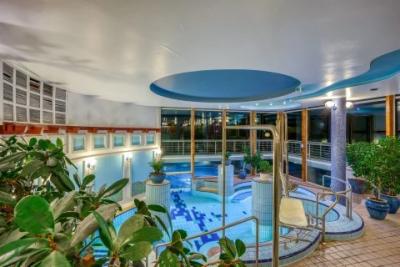 ✔️Gyógymedence Hévizen, Aqua Hotel Héviz - ✔️ ENSANA Thermal Hotel Aqua Hévíz**** ✔️ Akció Ensana Hévíz