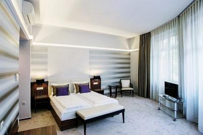 ✔️ 4* Grand Hotel Glorius akciós hotelszobája Makón  - ✔️ Grand Hotel Glorius Makó**** ✔️ Akciós Hotel Glorius Makó