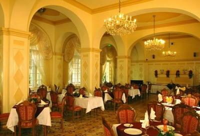 Esküvőre kiválóan alkalmas étterem a 4* egri szállodában - Hotel Eger Park Eger ✔️ Akciós wellness szálloda Egerben