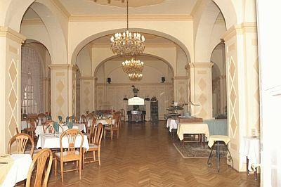 Hotel Eger Park**** elegáns étterme Egerben - Hotel Eger Park Eger ✔️ Akciós wellness szálloda Egerben