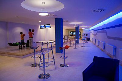 Új 4 csillagos szálloda Győrben Bowling pályával a Famulus Hotelben - Famulus Hotel**** Győr - Akciós Famulus Hotel Győr centrumában közel az egyetemhez