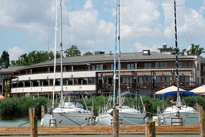 ✔️ Hotel Golden Resort**** yacht kikötő Balatonfüred - ✔️ Hotel Golden Lake Balatonfüred**** ✔️ Golden Lake Akció