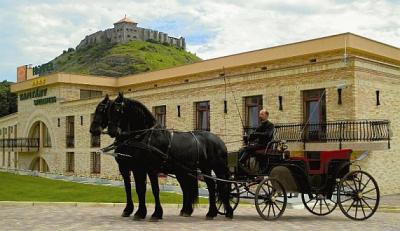 ✔️ Kapitány Hotel Sümeg **** lovaskocsikázás - ✔️ Hotel Kapitány Wellness Sümeg**** ✔️ Akció Kapitány Hotel