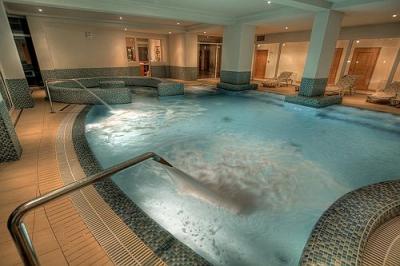 ✔️ Élményfürdő a Két Korona Wellness szállodában - ✔️ Két Korona Hotel Balatonszárszó ✔️ Balaton wellness Akció