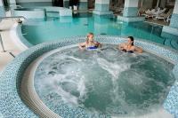 ✔️ Wellness medence a Két Korona Wellness szállodában