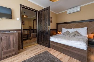 Komló Hotel Gyula**** - akciós hotel a Várfürdőnél - ✔️ Komló Hotel Gyula**** - Akciós szállás Gyulán a Komló Hotelben félpanzióval