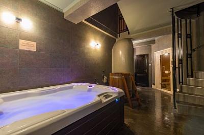 Hotel Komló Gyula**** - Wellness hétvége Gyulán - ✔️ Komló Hotel Gyula**** - Akciós szállás Gyulán a Komló Hotelben félpanzióval