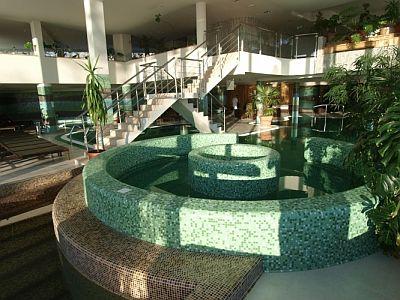 Hotel Ózon wellness oázisa Mátraházán - jacuzzi, úszómedence, szauna, infraszauna - ✔️ Hotel Ózon**** Residence Mátraháza - Akciós félpanziós Wellness Hotel Ózon a Mátrában